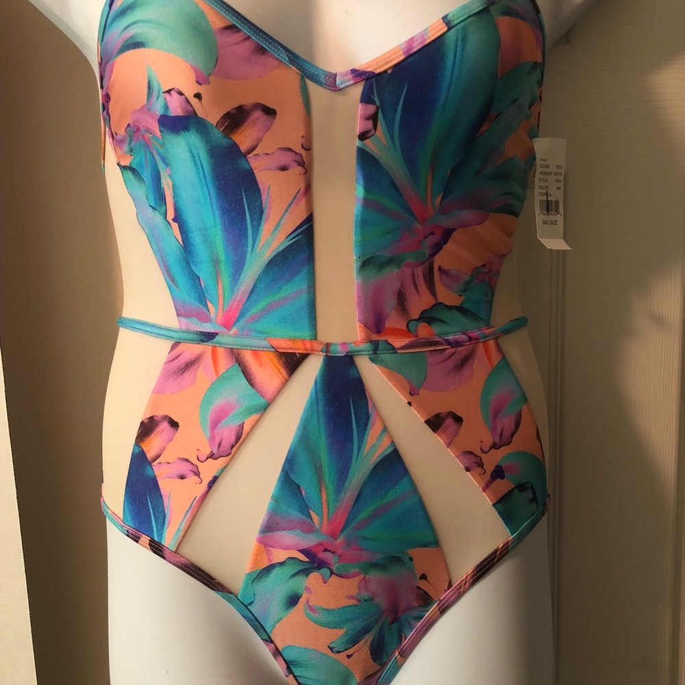 La Heart one piece